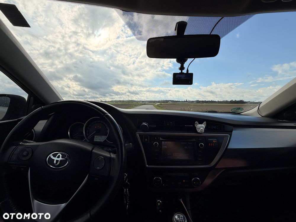 Toyota Auris - 6