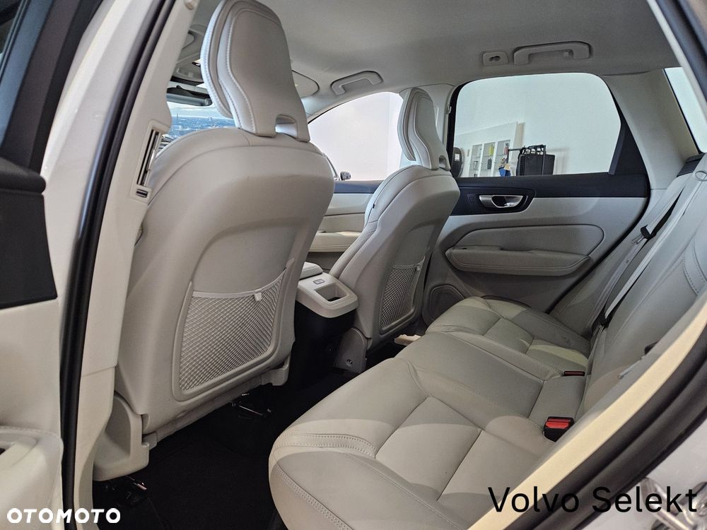 Volvo XC 60 - 28