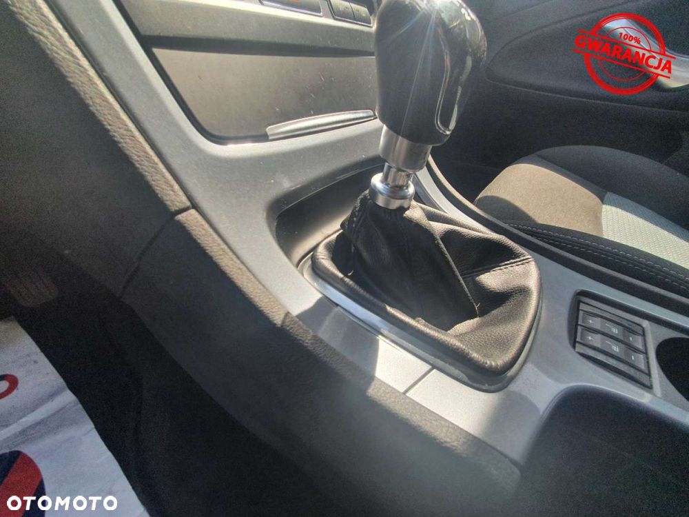 Ford Mondeo - 22