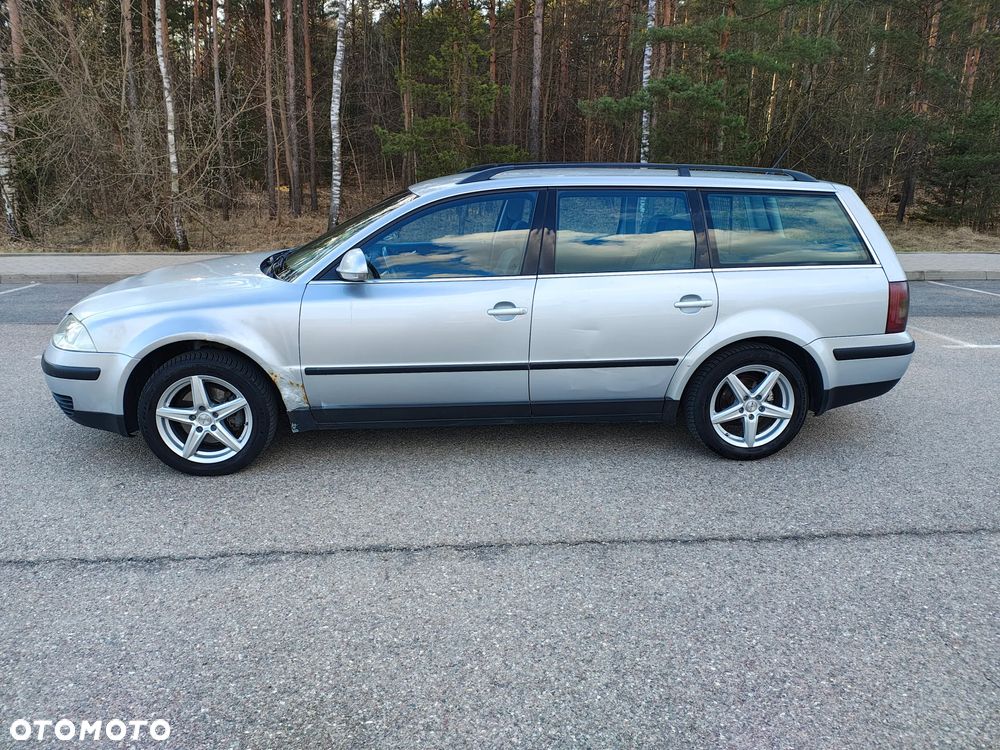 Volkswagen Passat - 11