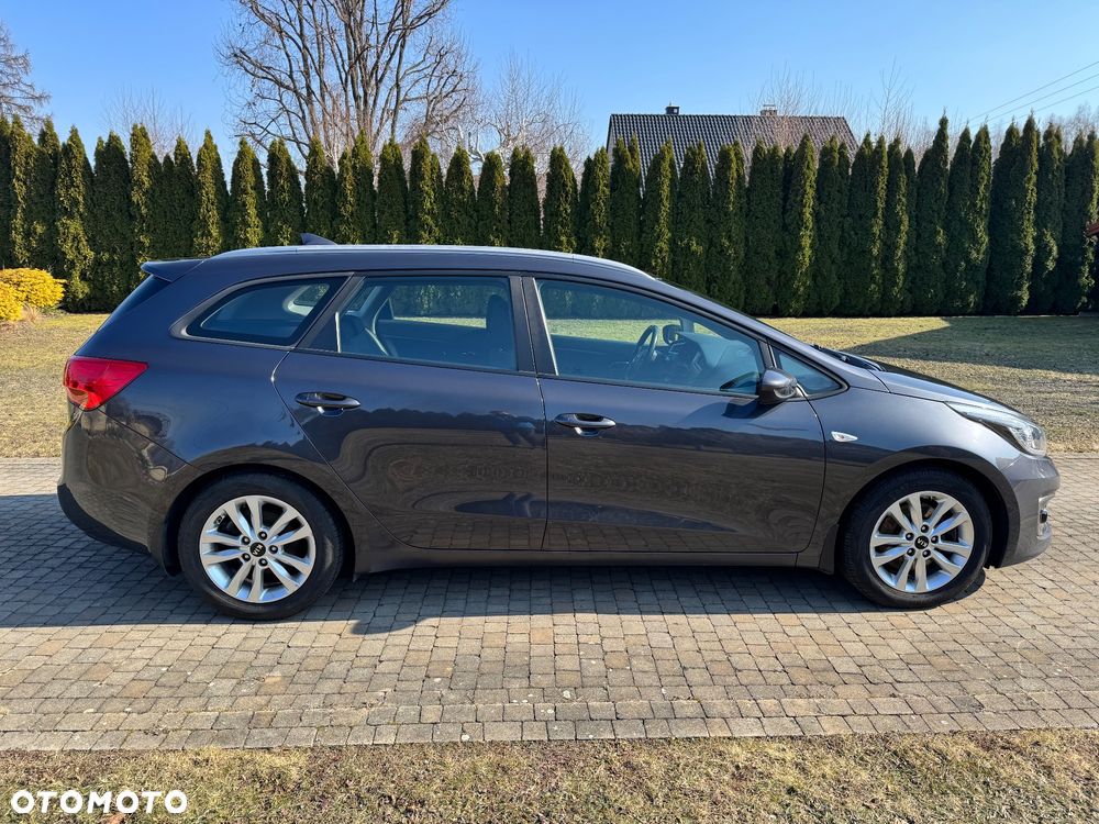 Kia Ceed 1.6 CRDi M - 4