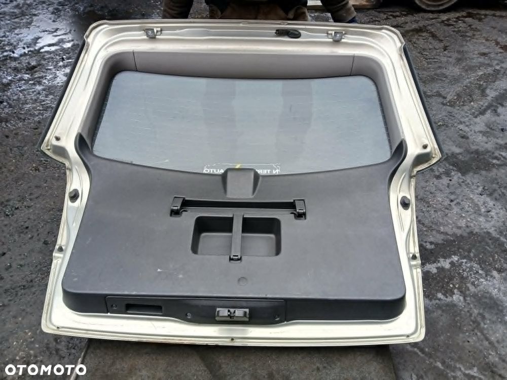 Opel Zafira B klapa bagażnika - 6