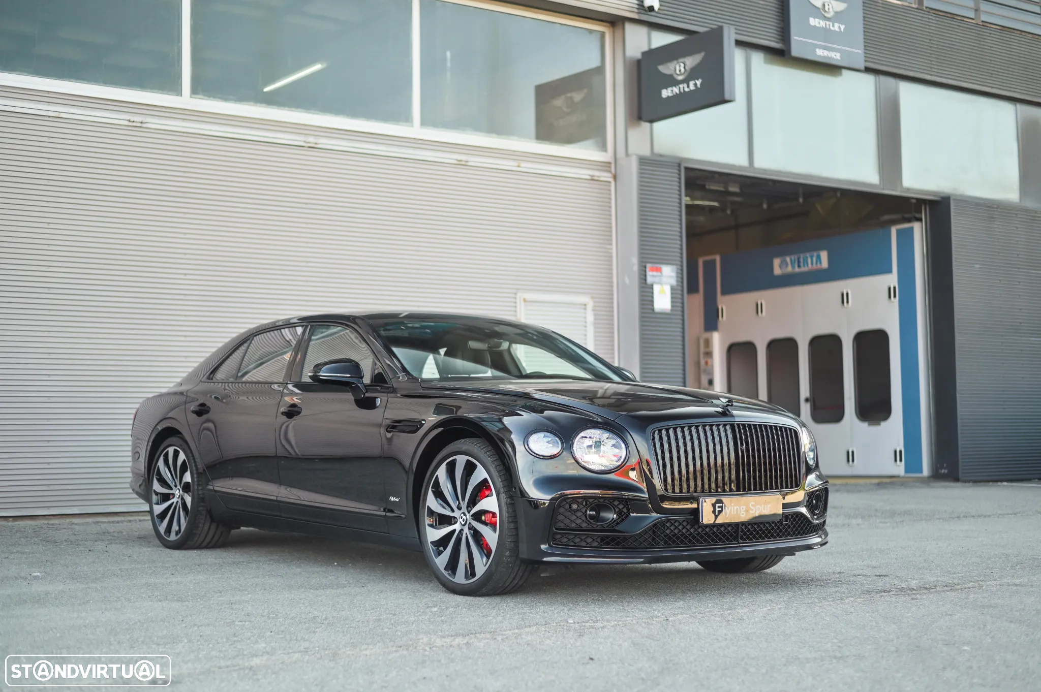 Bentley Flying Spur Hybrid - 4