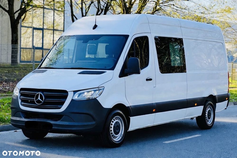 Mercedes-Benz Sprinter 319 - 2