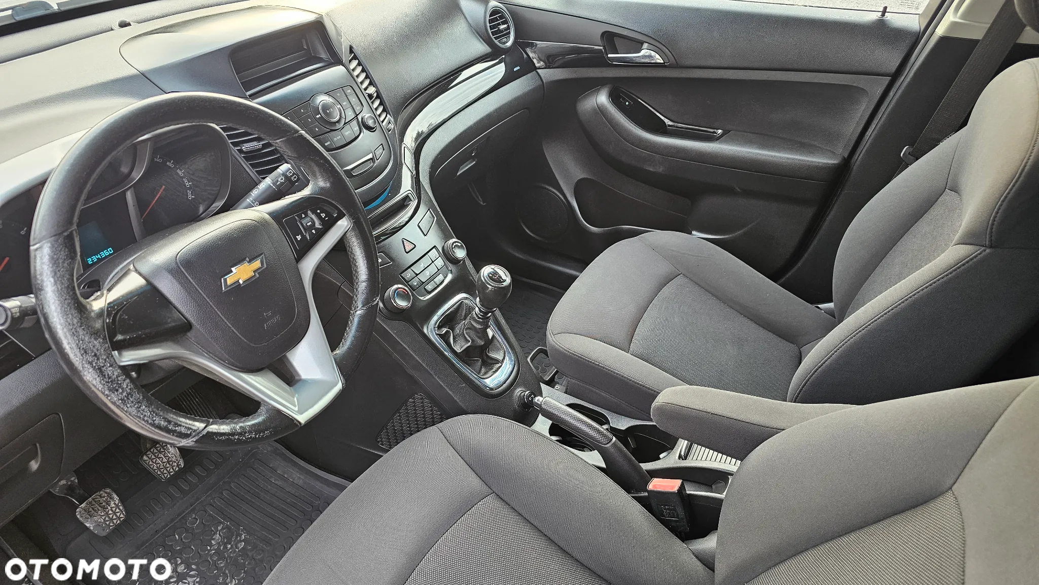 Chevrolet Orlando 1.8 LS+ - 17