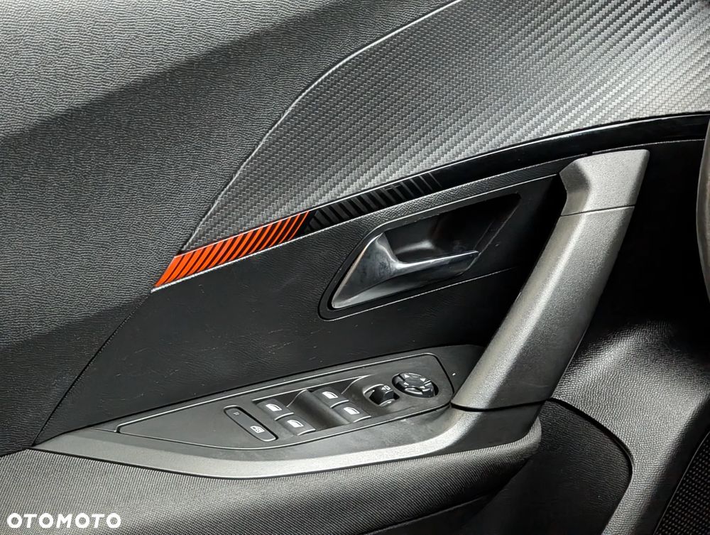 Peugeot 2008 PureTech 130 Allure Pack - 15