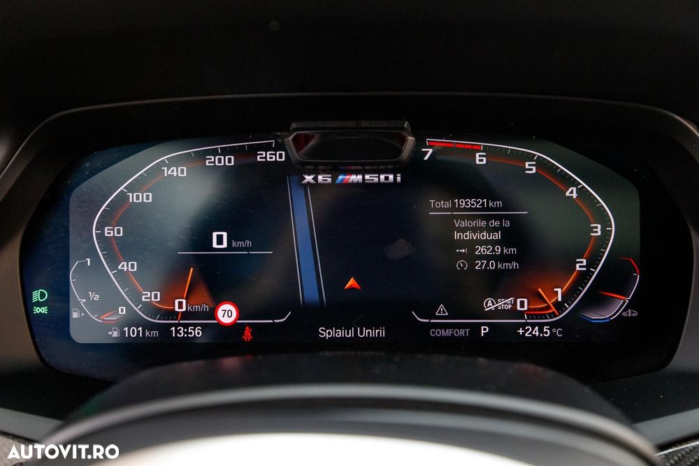 BMW X6 M M50i - 25