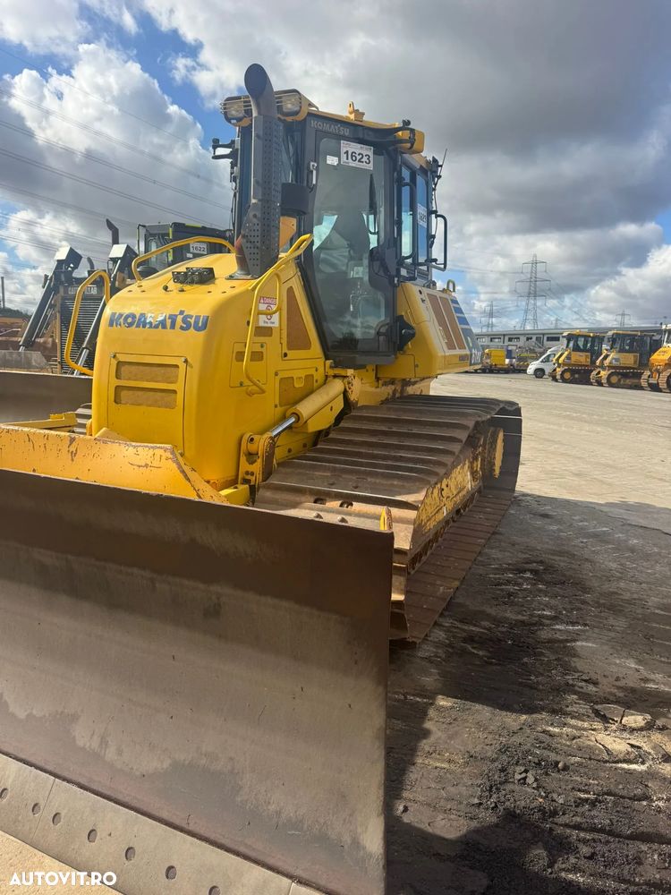 Komatsu D61 PX Buldozer - 9
