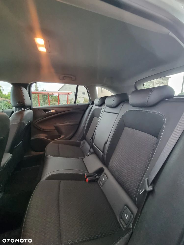 Opel Astra 1.6 BiTurbo D (CDTI) Start/Stop Innovation - 13