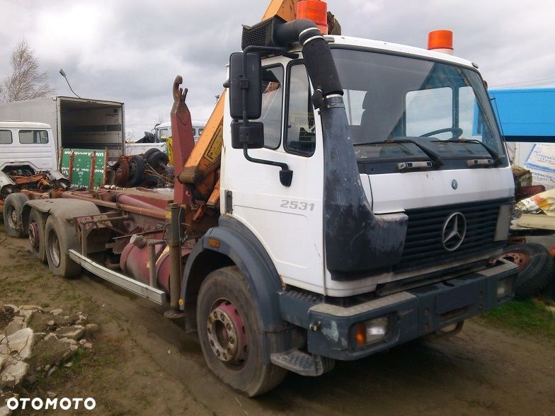 MERCEDES 2524 2527 2531 2534   SILNIK SKRZYNIA MOST KABINA CZĘŚCI - 2