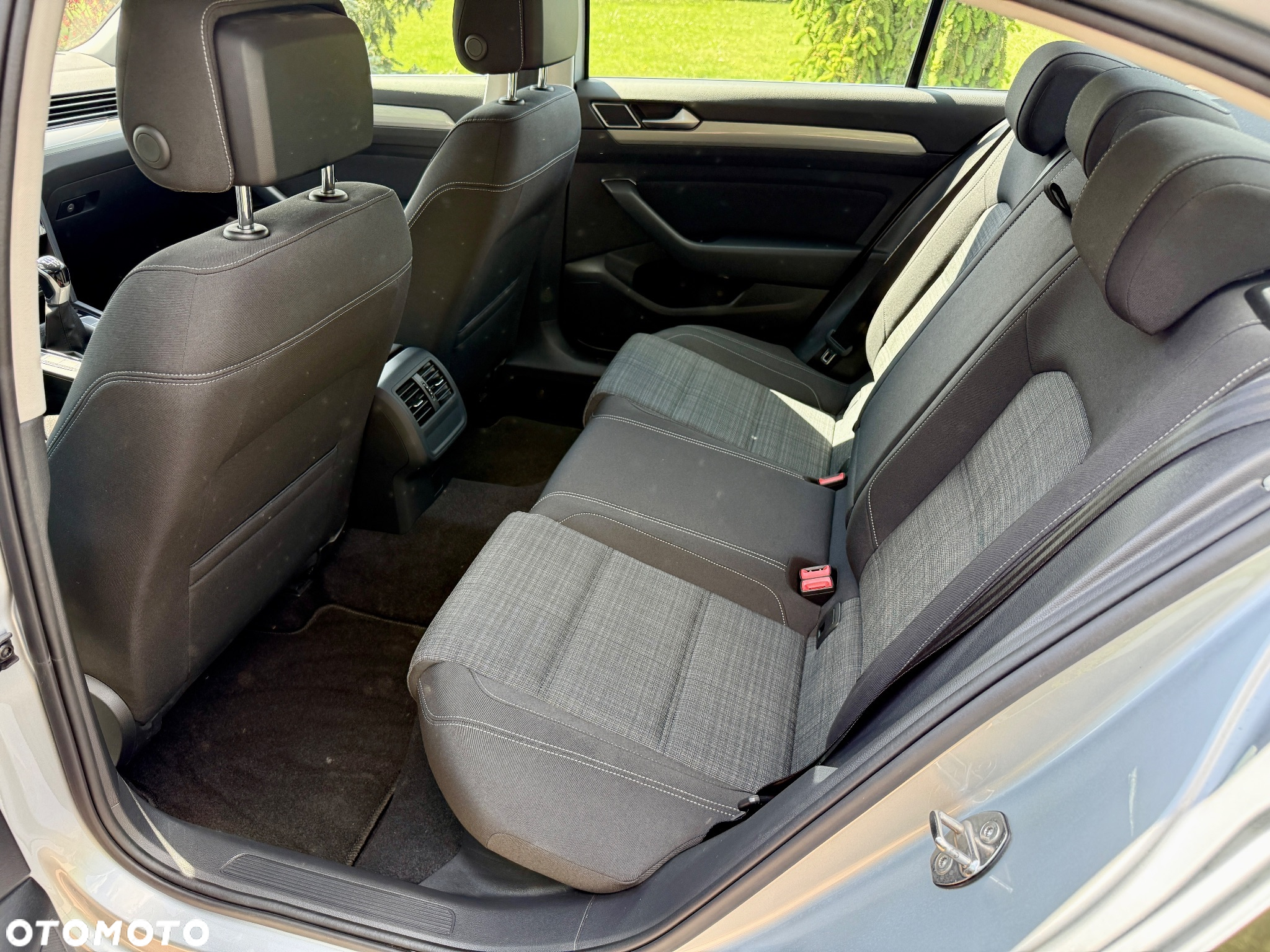 Volkswagen Passat 2.0 TDI EVO Business - 21