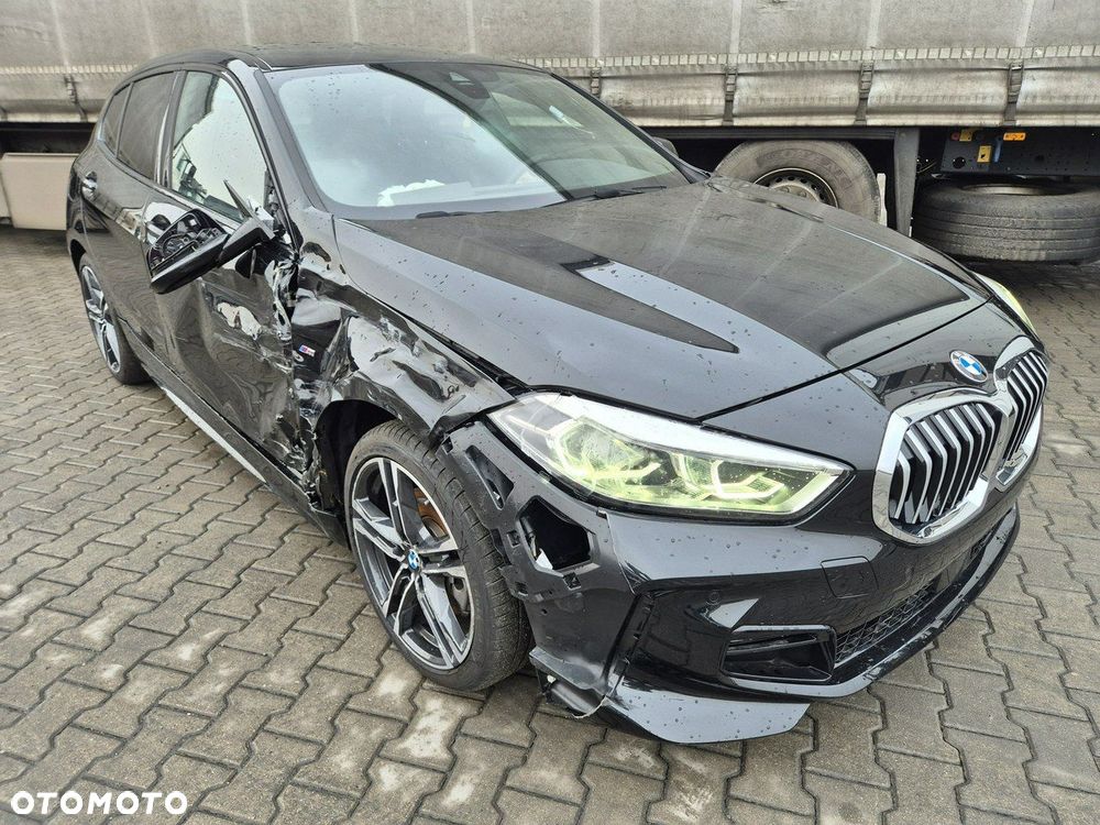 BMW Seria 1 118i Edition M Sport Shadow - 2