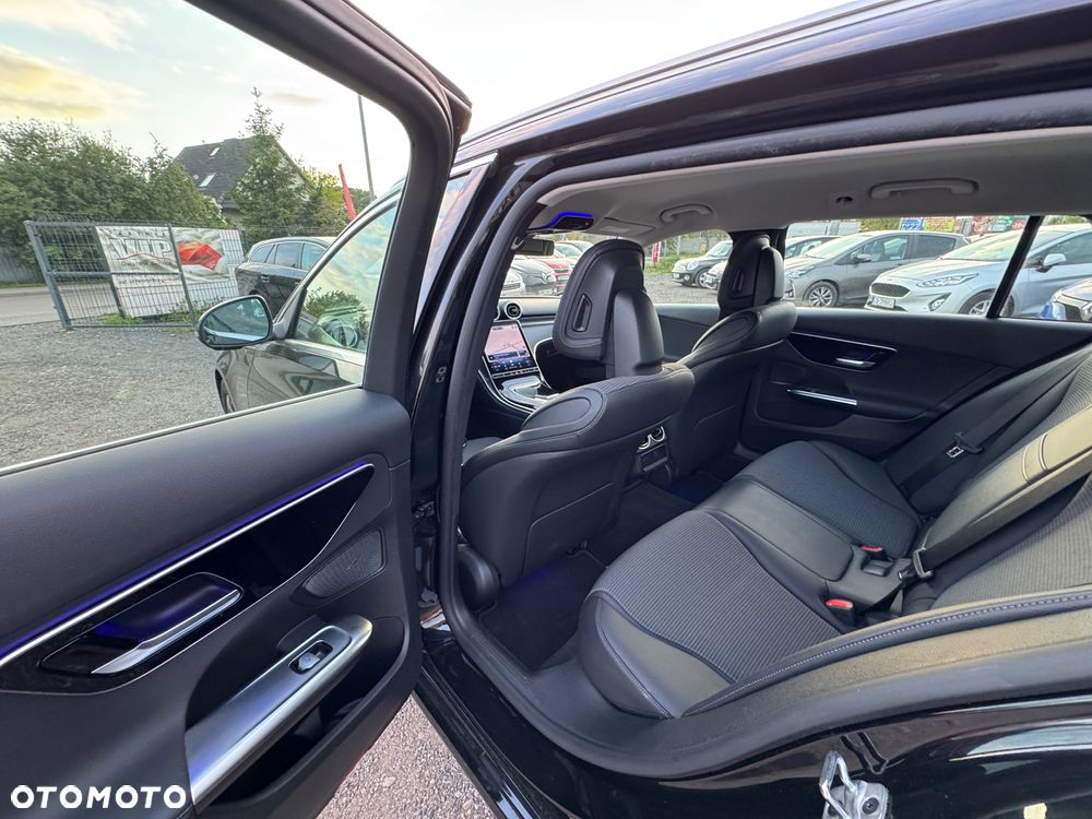 Mercedes-Benz Klasa C 220 d mHEV - 23