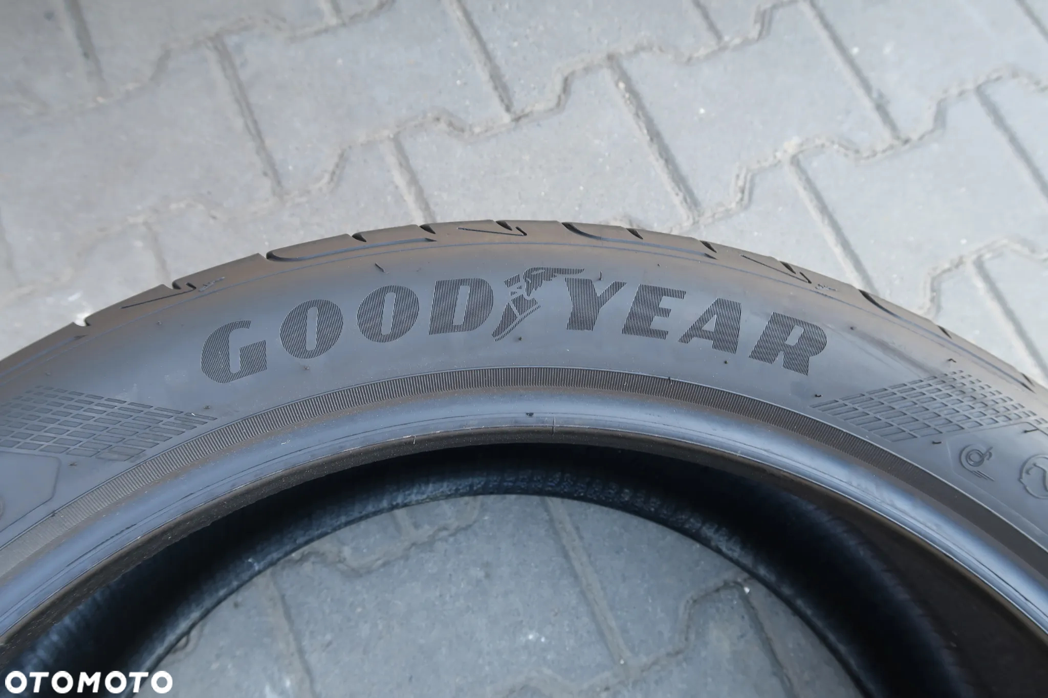 goodyear F1 Asymetric 5 265/40R21 - 3