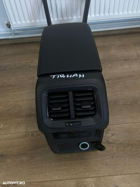 Consola - VW TIGUAN - 3
