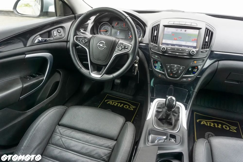 Opel Insignia 2.0 CDTI Cosmo S&S - 23