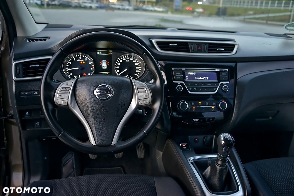 Nissan Qashqai 1.2 DIG-T Visia - 32