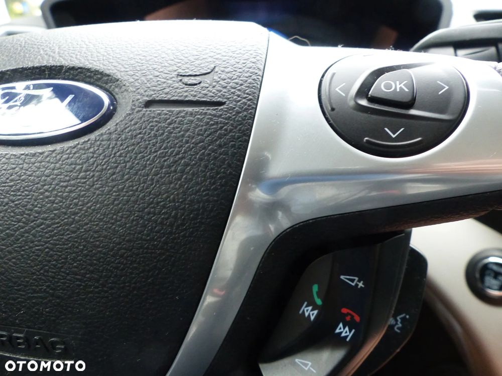 Ford C-MAX - 32