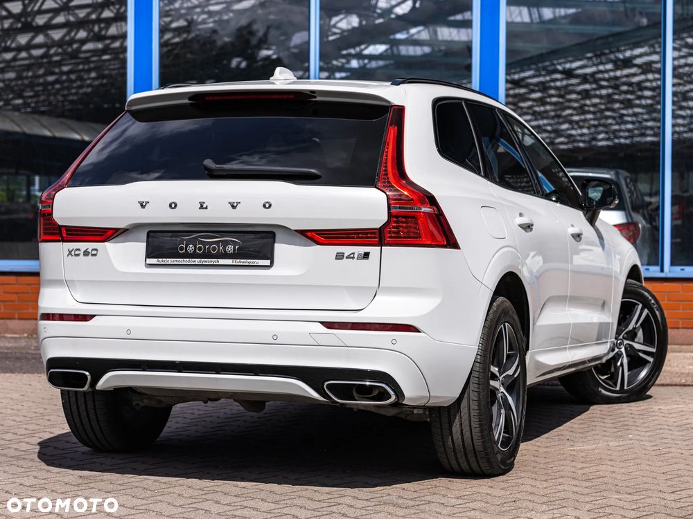 Volvo XC 60 - 4