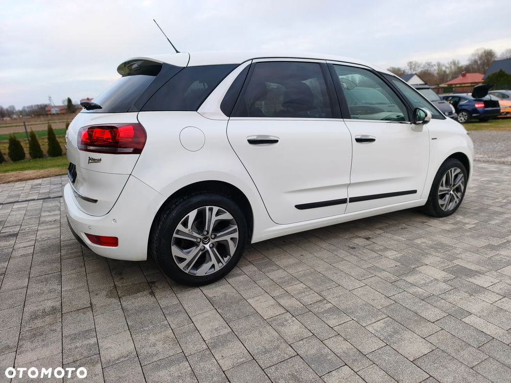 Citroën C4 Picasso - 6