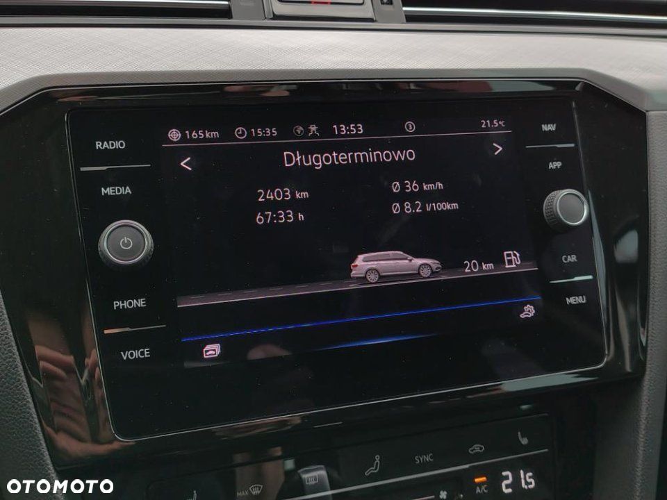 Volkswagen Passat - 33