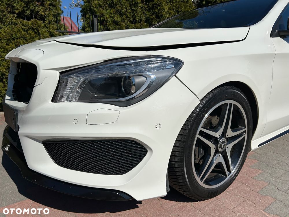 Mercedes-Benz CLA 200 7G-DCT AMG Line - 13