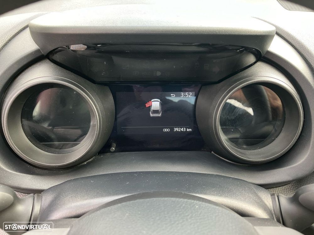 Toyota Yaris Cross 1.5 HDF Comfort - 14