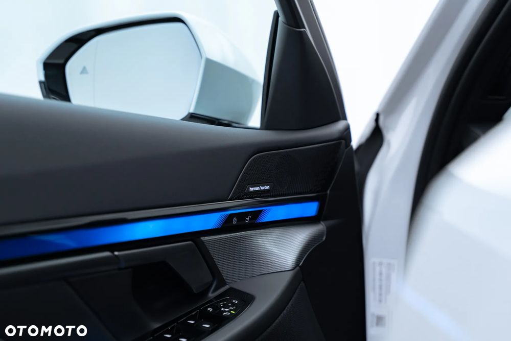 BMW Seria 5 - 23