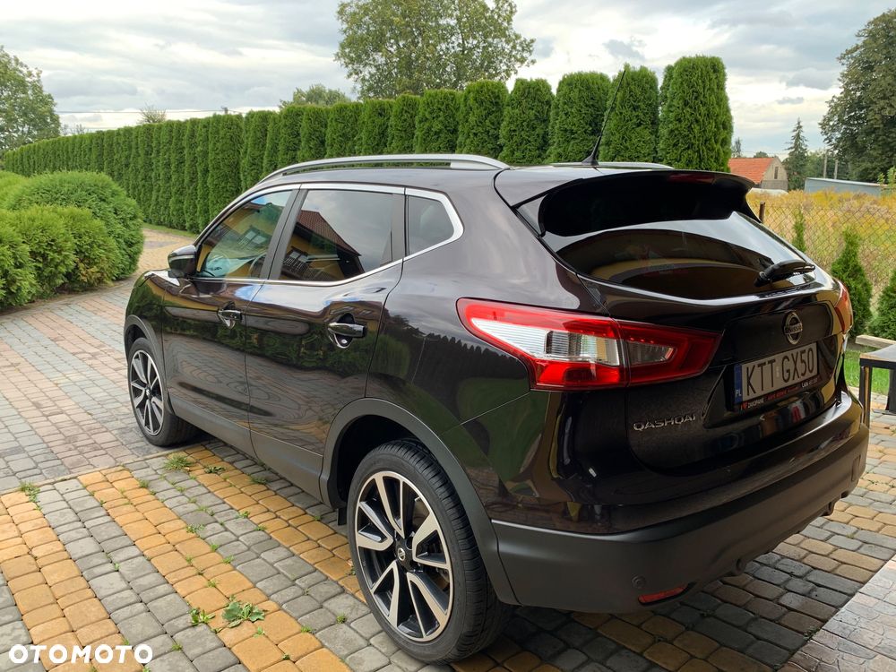 Nissan Qashqai 1.6 dCi 4x4 Tekna - 4