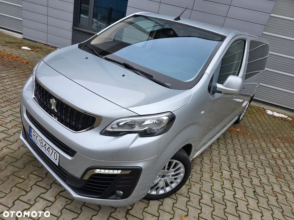 Peugeot Traveller L2 2.0 Allure - 11