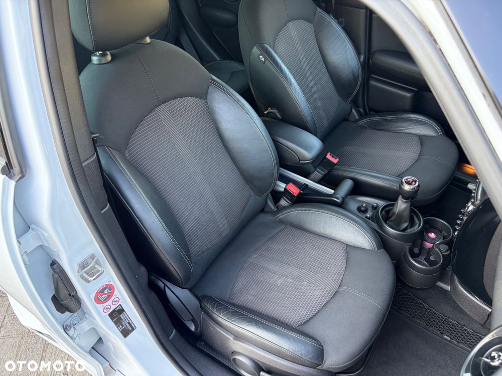 MINI John Cooper Works ALL4 EU6 - 25