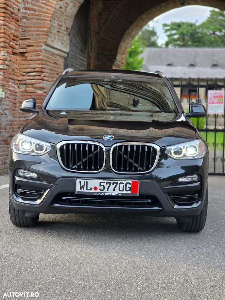 BMW X3 xDrive20d AT Advantage - 10