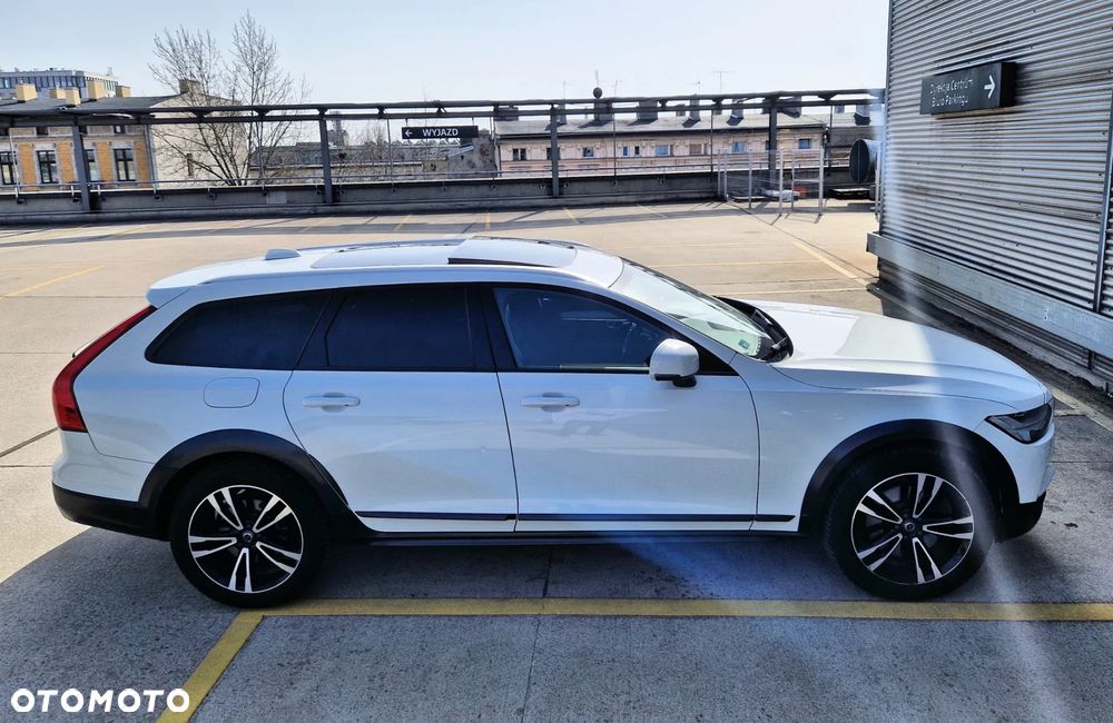 Volvo V90 Cross Country D5 SCR AWD Pro - 11