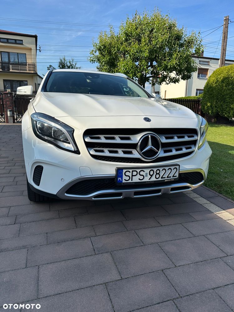 Mercedes-Benz GLA 200 7G-DCT - 1