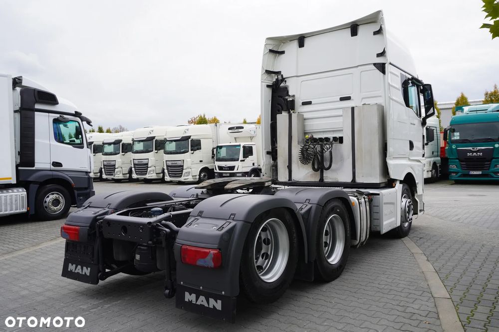 MAN TGX 28.510 6x2 / Kab. Sypialna / NOWE opony / DMC 65 t - 5