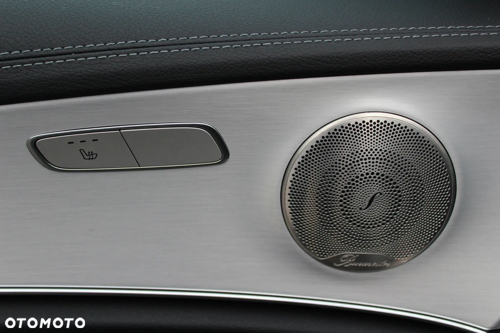 Mercedes-Benz Klasa E 220 d 4-Matic AMG/Avantgarde - 17