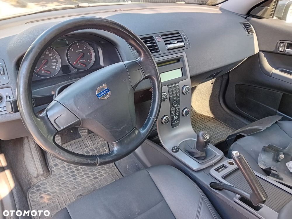 *VOLVO C30* Samochód na części - 4