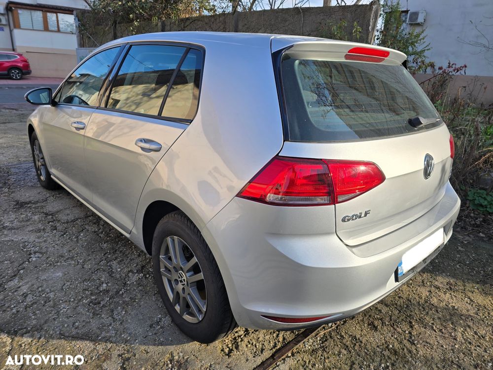 Volkswagen Golf 1.6 TDI DPF BMT Trendline - 14