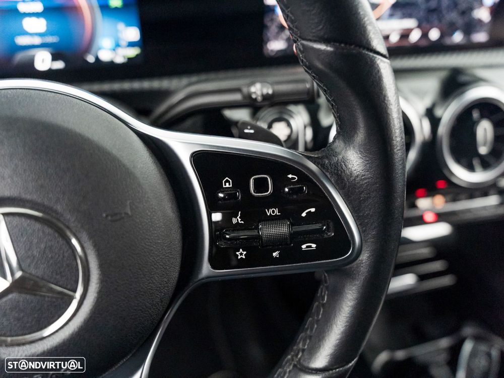 Mercedes-Benz A 250 e Style Plus - 21