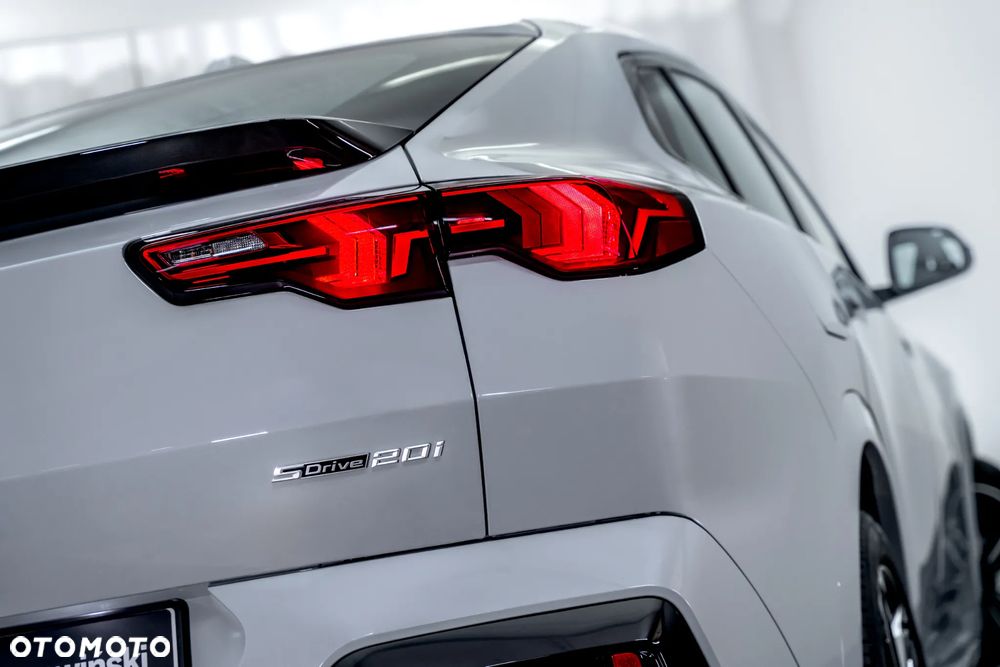 BMW X2 - 12