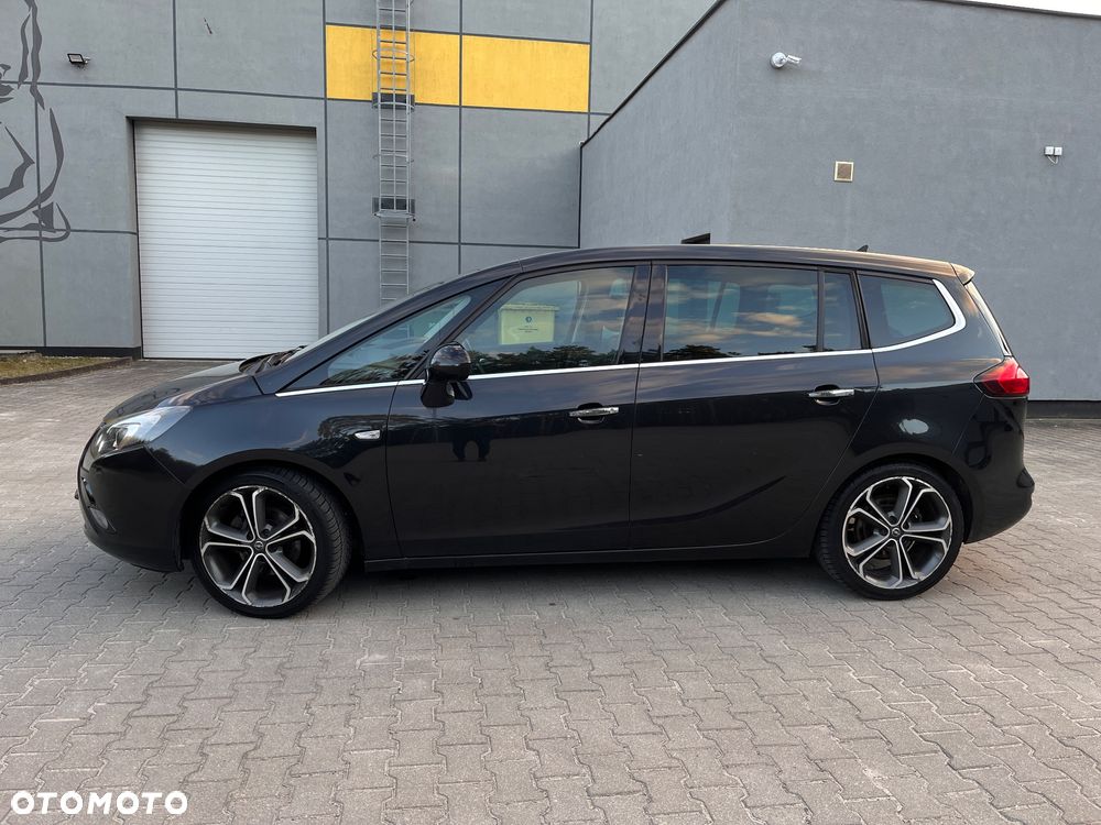Opel Zafira 1.4 T Cosmo EcoFLEX S&S - 2