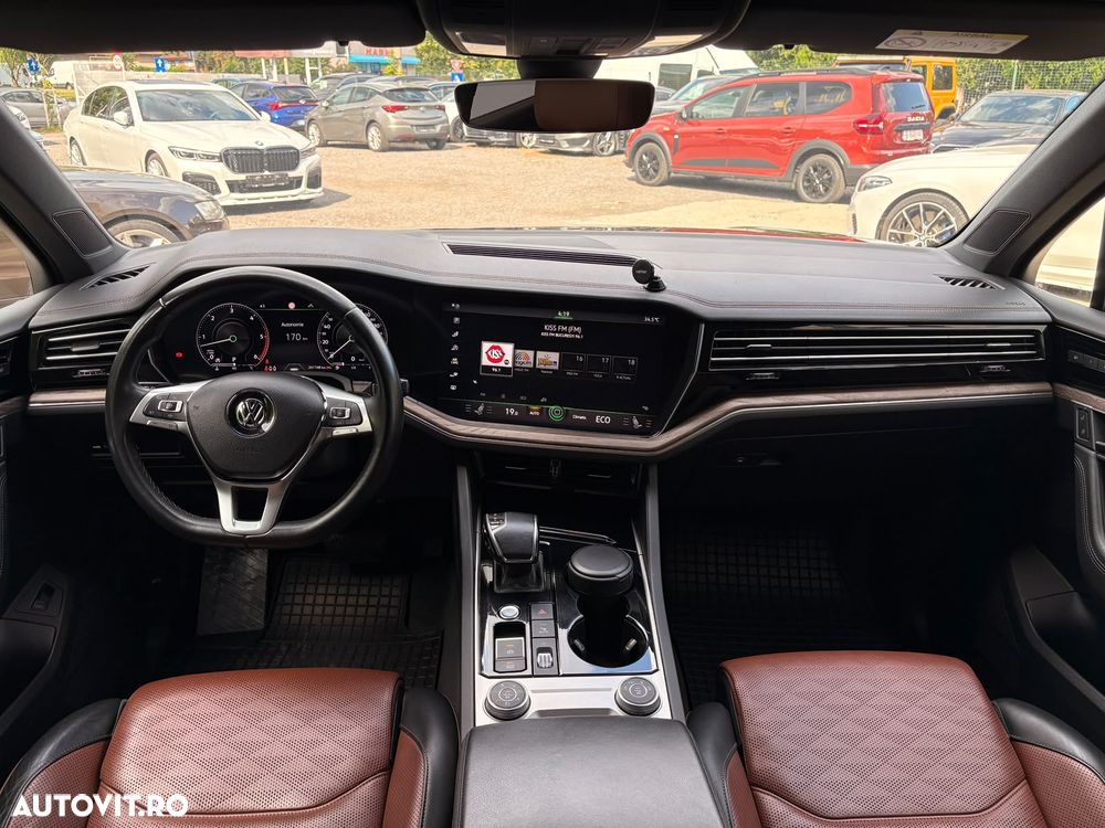 Volkswagen Touareg - 4