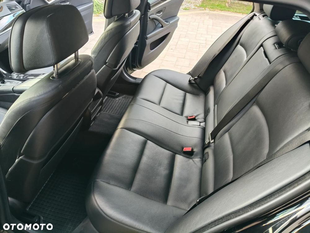 BMW Seria 5 520d xDrive Luxury Line - 21