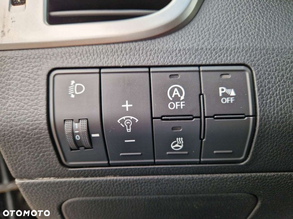 Hyundai i30 1.6 GDI Style - 11