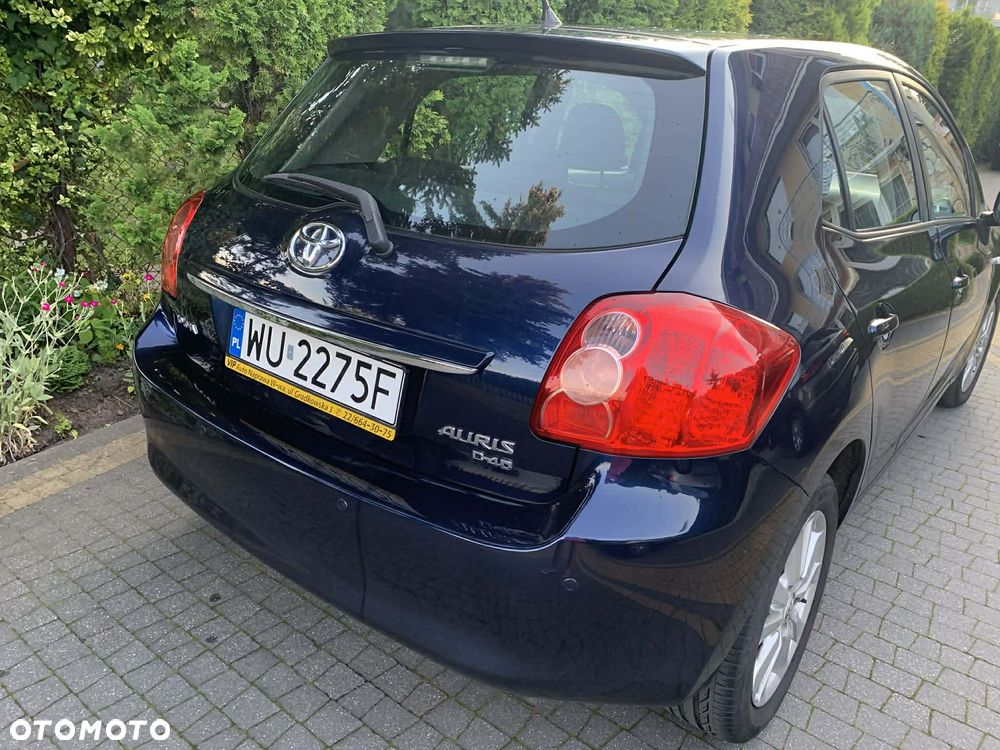 Toyota Auris 2.0 D-4D Luna - 3