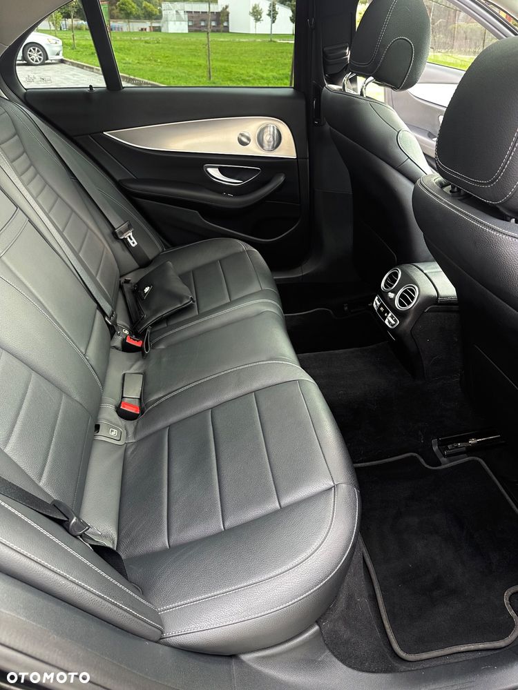 Mercedes-Benz Klasa E 350 - 20