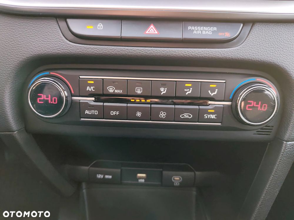 Kia Ceed 1.5 T-GDI M DCT - 25