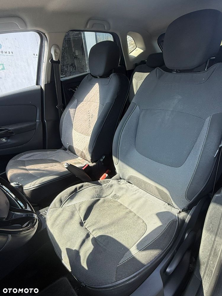 Renault Captur ENERGY TCe 90 Experience - 11