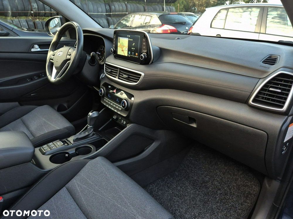 Hyundai Tucson 2.0 CRDI 4WD Automatik Premium - 28