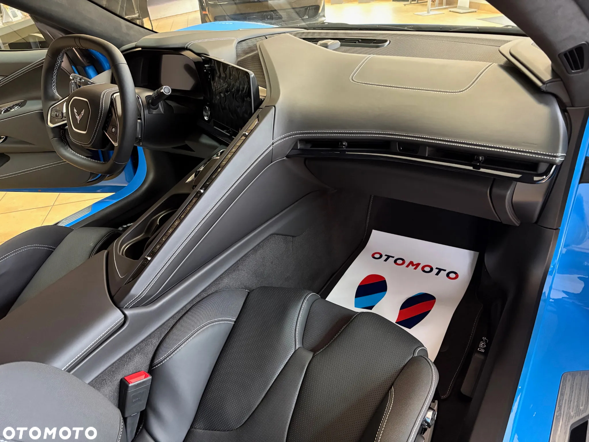 Chevrolet Corvette - 10